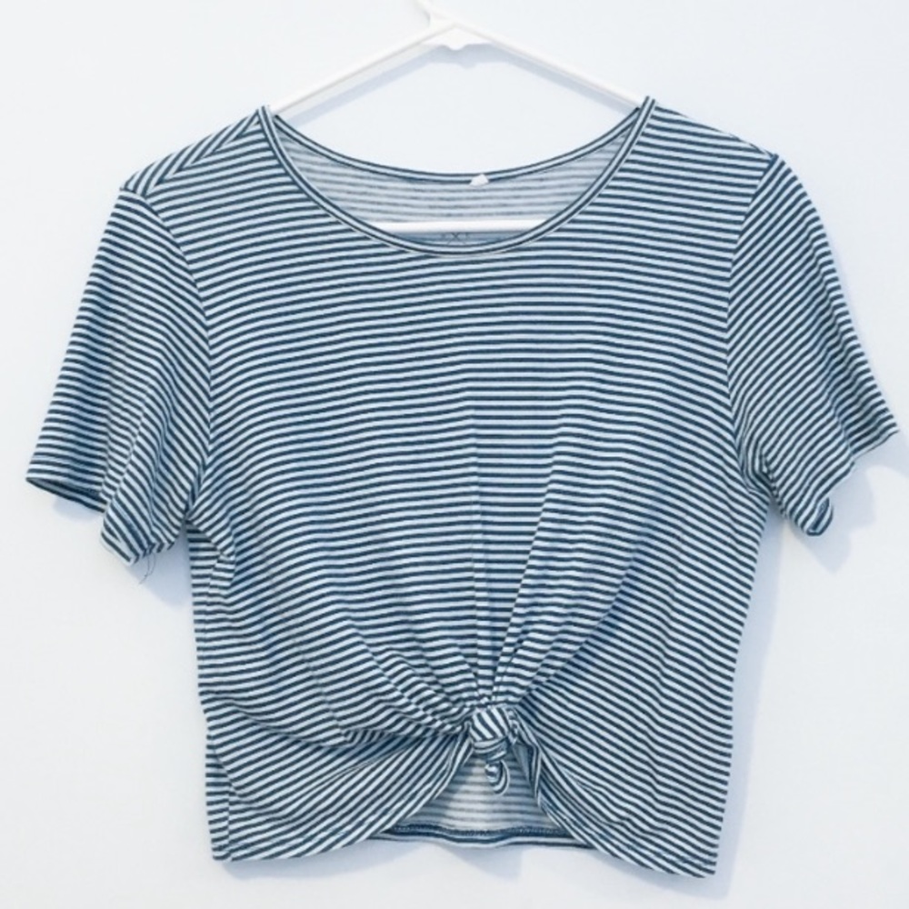 Striped Pacsun cropped t-shirt